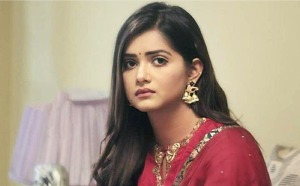 সাংবাদিকদের কাছে ক্ষমা চাইলেন অভিনেত্রী তানজিন তিশা